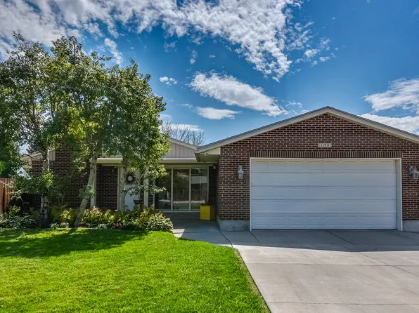 1190 E Iris Ln, Millcreek, UT 84106