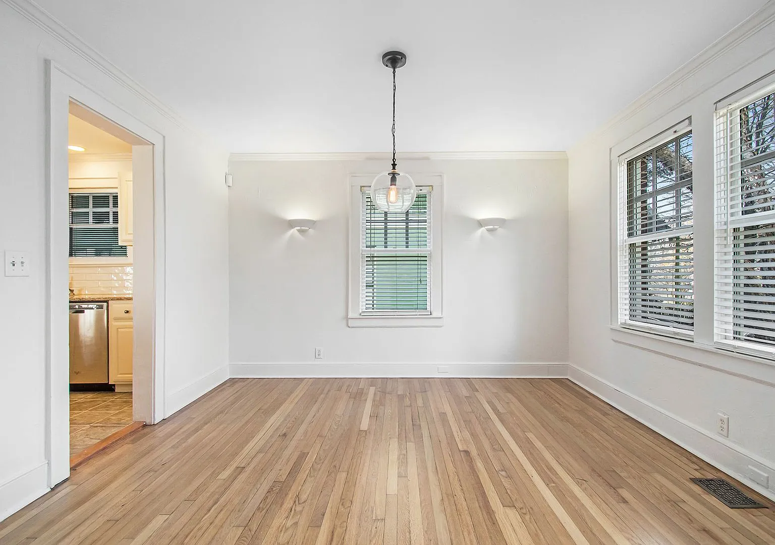 2 Bedroom, 1 bath in Intown Atlanta, near EAV — Photo 4