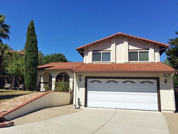 5th image of 2283 Bristlecone Dr