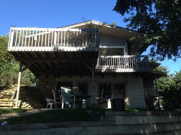 3rd image of 101 Hilltop Dr