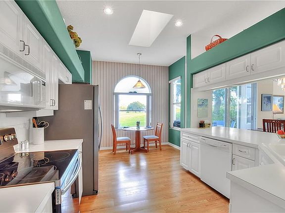 5th image of 4463 Hidden Pine Ct