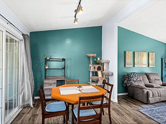 5th image of 507 6th Ave E