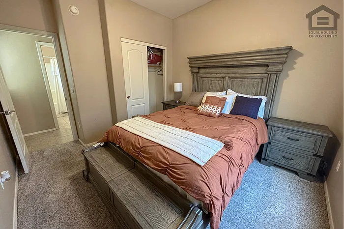 2727 N Price Rd #6 — Photo 15