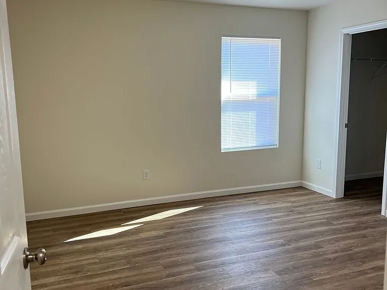 360 Rick Rd — Photo 40