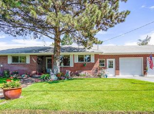 1040 W Highland Ave, Hermiston, OR 97838