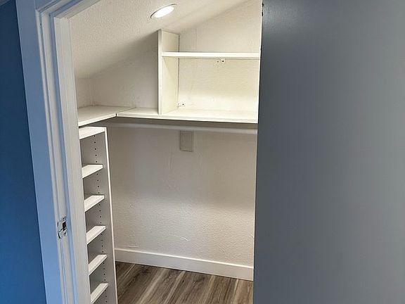 4th image of 517 Manzanita St #1