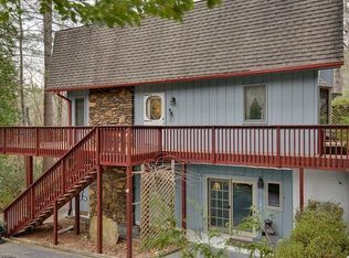 2128 Cherrywood Ln, Pisgah Forest, NC 28768