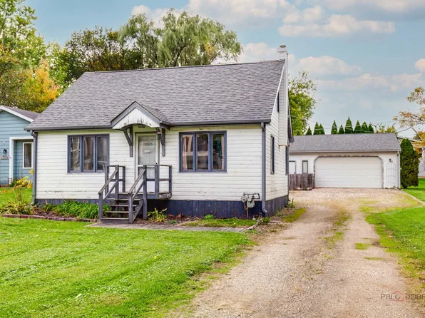 23570 N Field Rd, Lake Zurich, IL 60047
