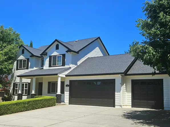241 Fieldbrook Ct, Medford, OR 97504