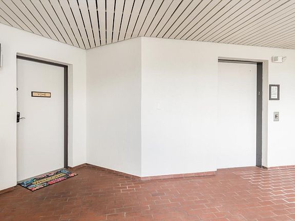 5th image of 6516 Spyglass Cir