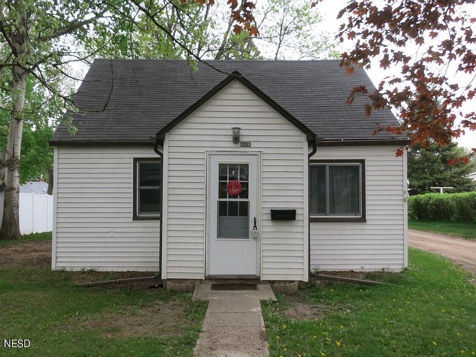 1st image of 606 7th Ave S