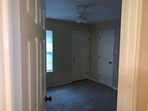 3rd image of 818 Avenue B #A