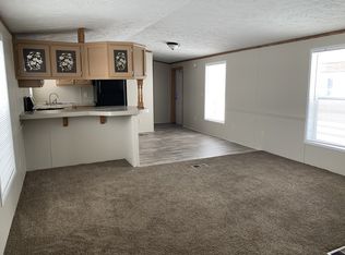 45208 Chateau Thierry Dr #364, Macomb, MI 48044