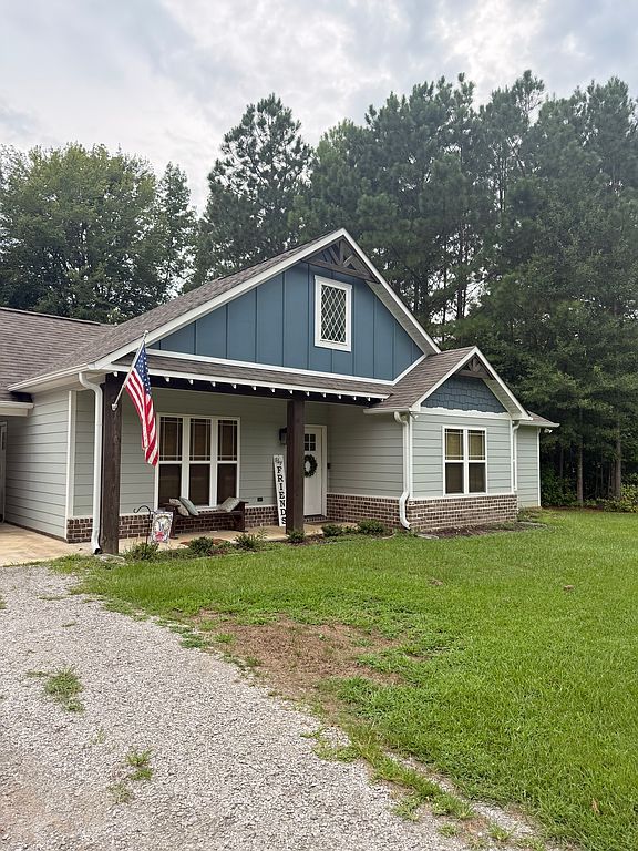60002 Dawn Ln - Property Image