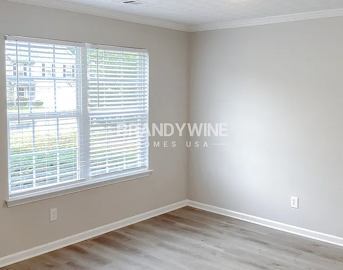 2025 Newton Estates Dr — Photo 9