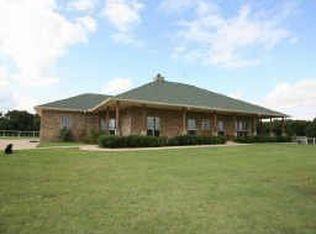 1834 Harpole Rd, Tioga, TX 76271