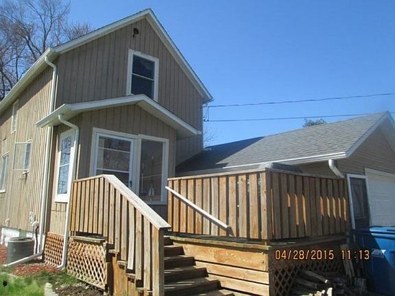 3rd image of 741 Grant St