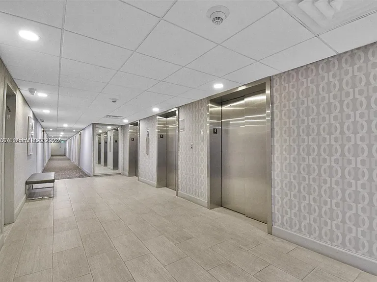 300 Bayview Dr #1711 — Photo 20