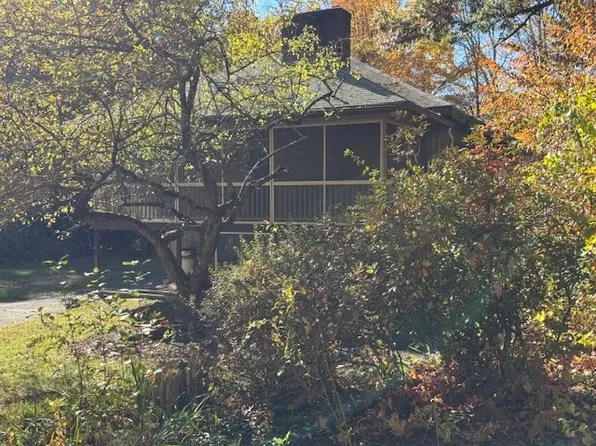 152 River St, Middleton, MA 01949