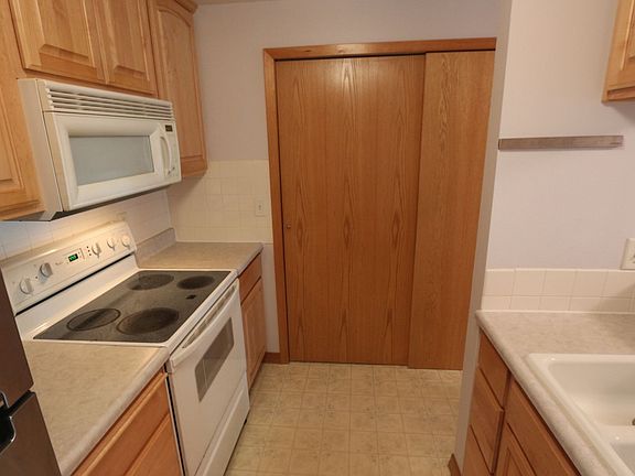 3rd image of 6207 E 6th Ave APT C1