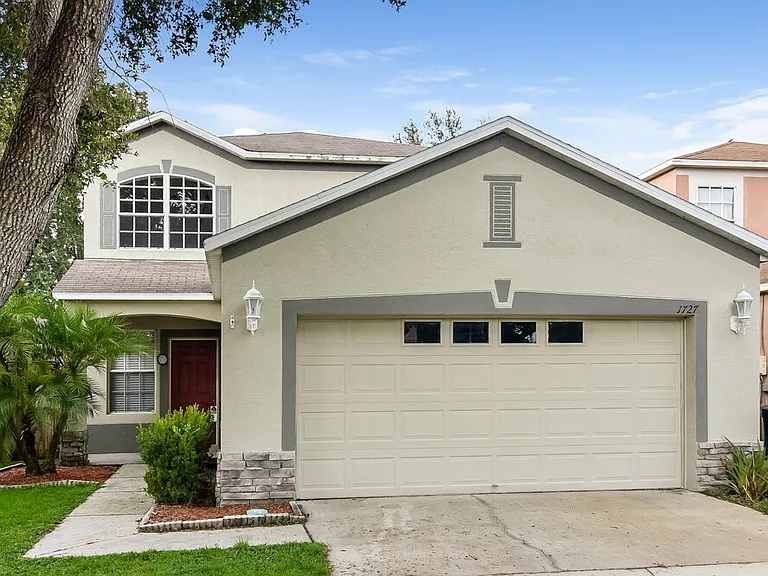 1727 Mosaic Forest Dr — Photo 1