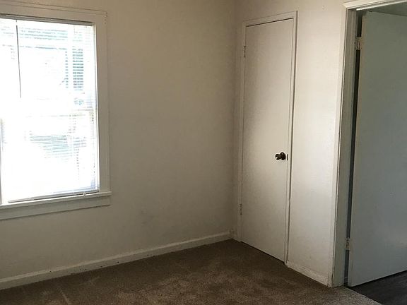 5th image of 510 SE Birch Ave
