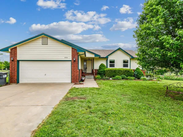8744 Ross St, Valley Center, KS 67147