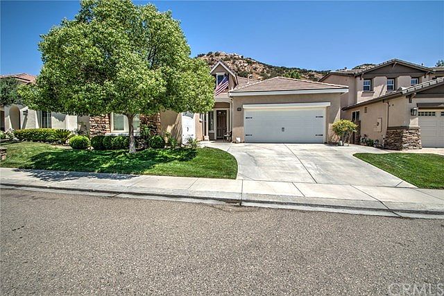 1st image of 35650 Abelia St