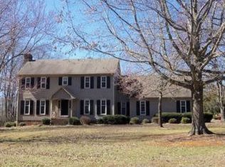 4206 Hunting Meadow Rd, Greensboro, NC 27406