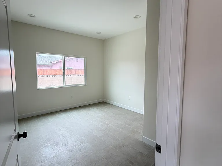 10435 Courson Dr — Photo 5