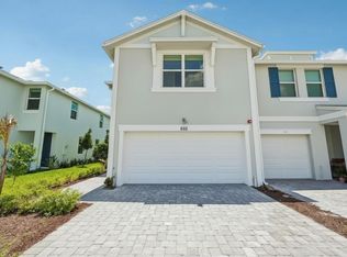 602 Salisbury Cir, Fort Pierce, FL 34982