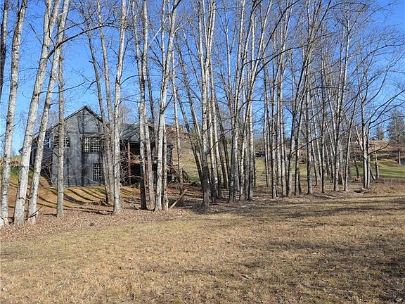 3rd image of 931 Madeline Way