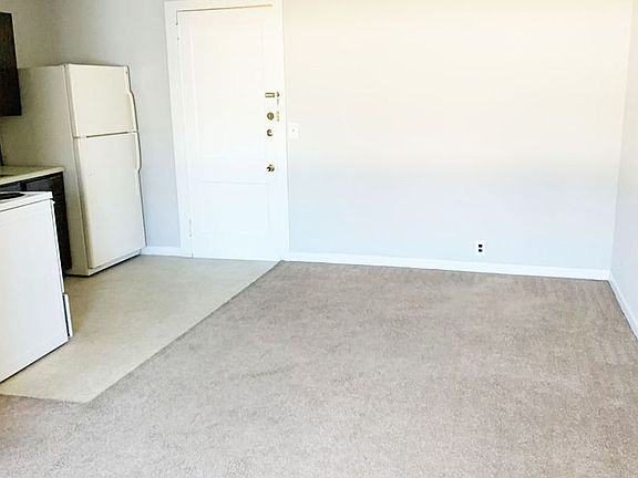 3rd image of 332 Ludlow Ave #3405-309