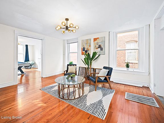 2nd image of 319 E Saint Catherine St