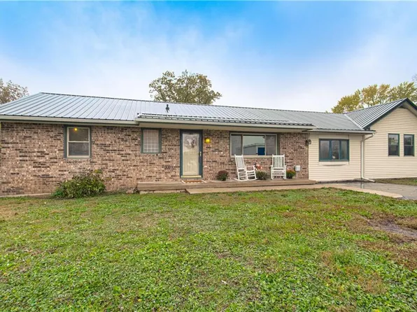 19490 Blue Jay Trail Cir, Lawson, MO 64062