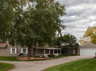 615 East St, New Hartford, IA 50660