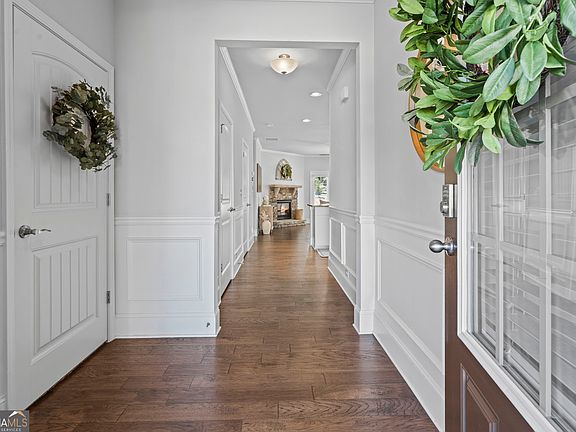 4th image of 6647 Rivergreen Rd