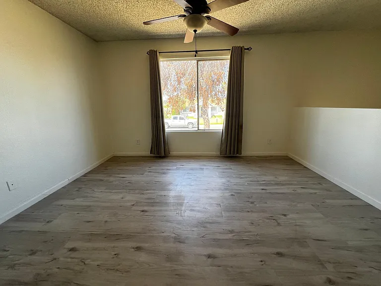 3813 W Bloomfield Rd — Photo 3
