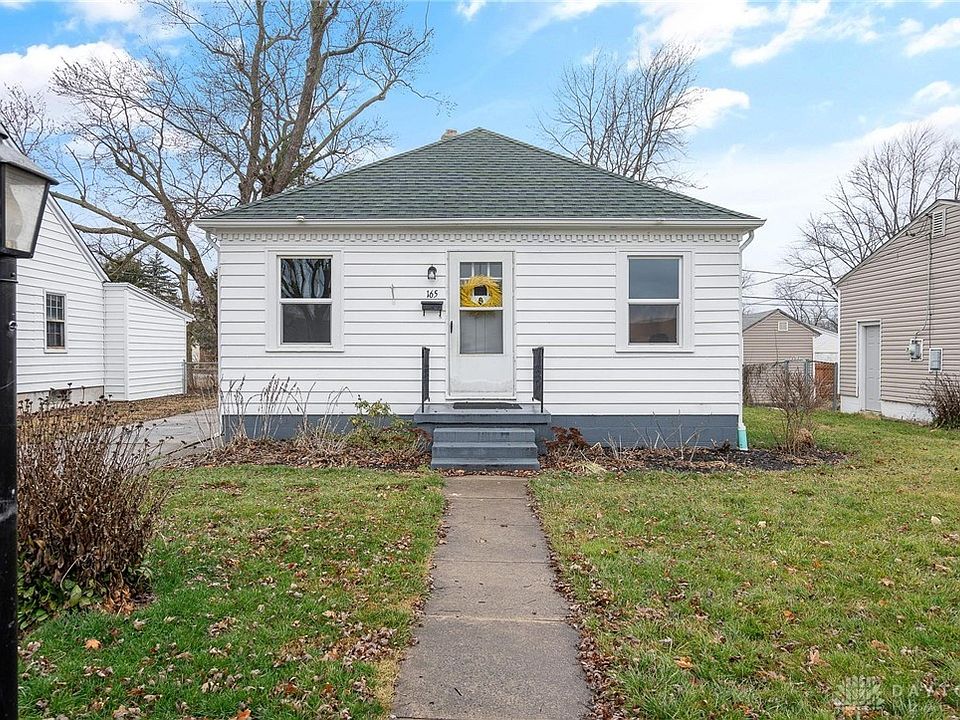 1st image of 165 Richardson Pl