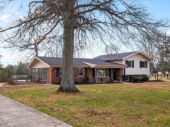 4th image of 249 Riverview Dr