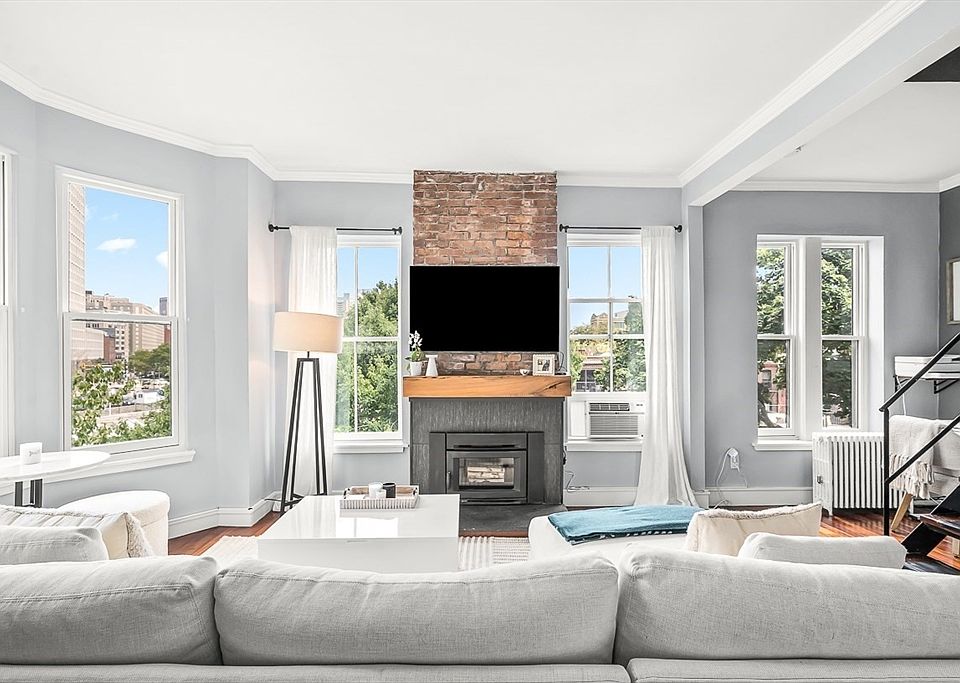 1st image of 17 Cazenove St APT 408
