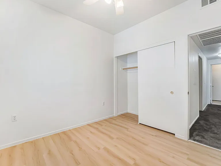 10245 S Maryland Pkwy #176 — Photo 29