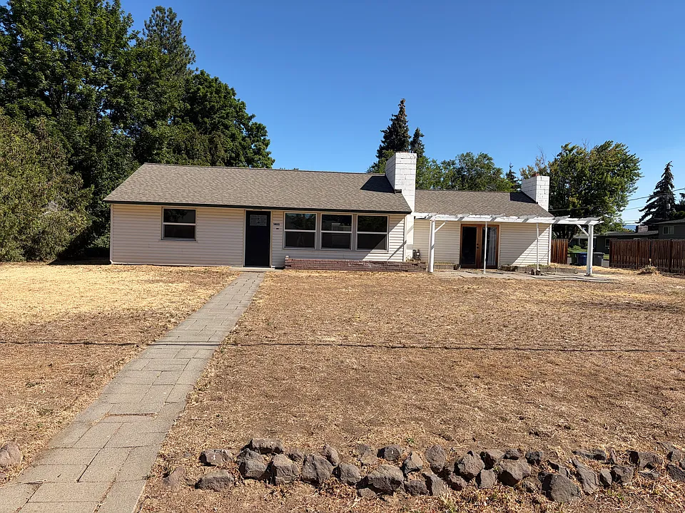 1405 Radio Rd