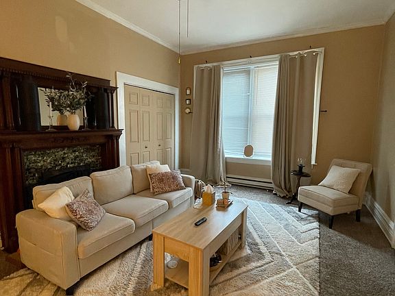 4th image of 221 Race St #2
