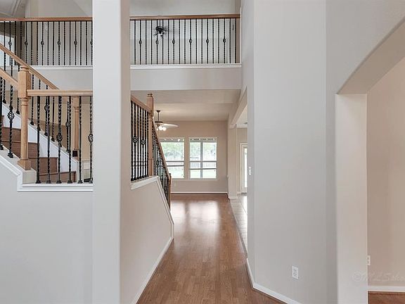 3rd image of 21118 Maybrook Manor Ln