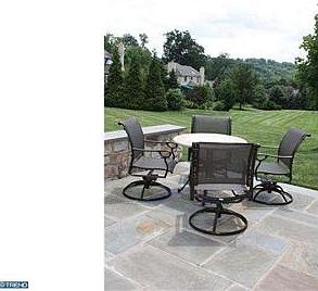 3rd image of 1219 Gulph Creek Dr