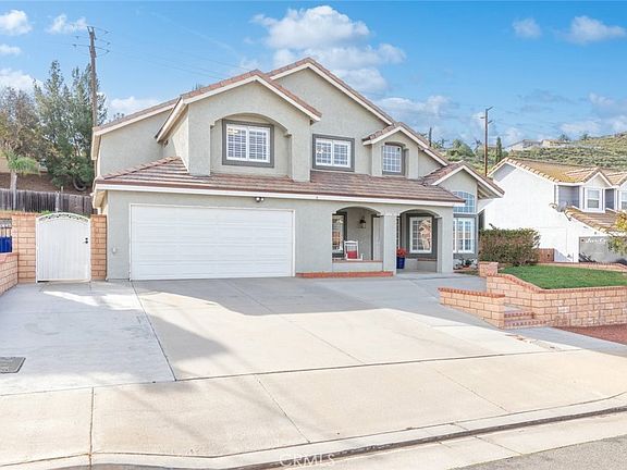 5th image of 7794 Longs Peak Dr