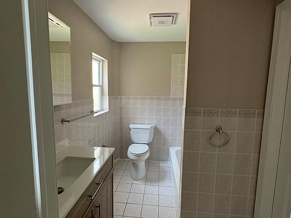 4th image of 235-237 Barrow St #2