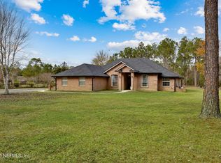 8415 Plantation Rd, Macclenny, FL 32063