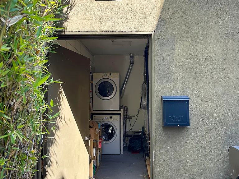 1407 Talmadge St #1407 — Photo 13